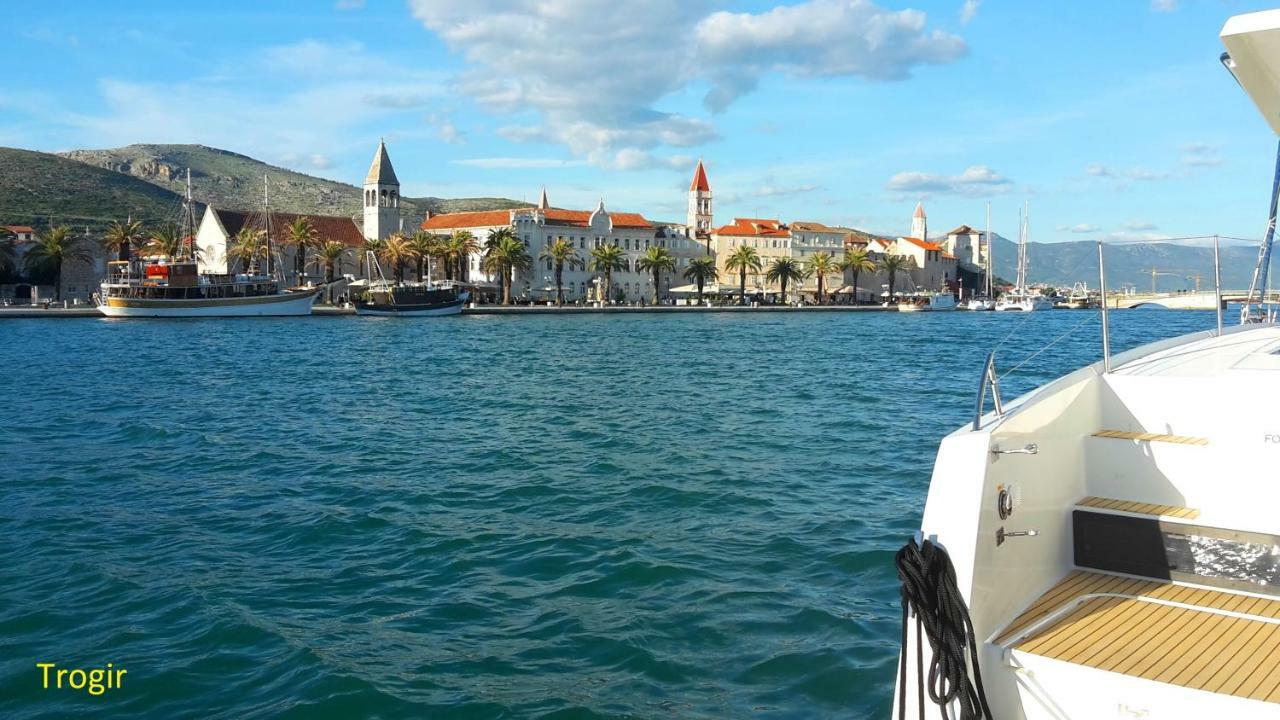 Apartments Infinitas Trogir Eksteriør bilde